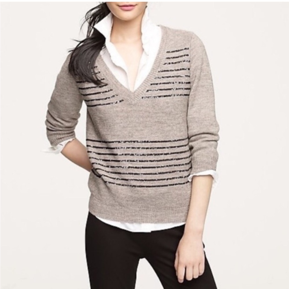 J. Crew Alpaca/Wool Blend V Neck Sequin Embellished Cropped Sweater Size Medium